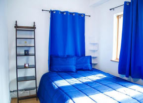 BrightonBeach2-Comfy Room-Close Ocean